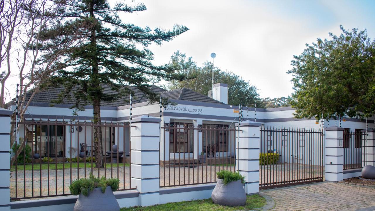 Balmoral Lodge Белвилл Экстерьер фото